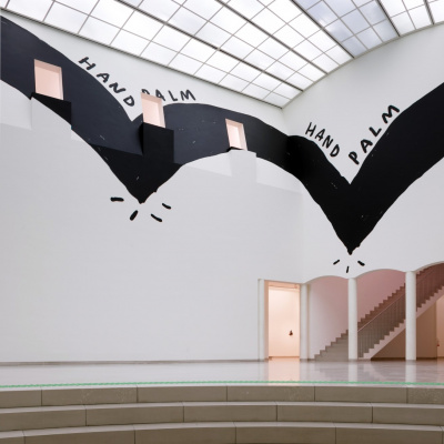 Ausstellungsansicht MMK, Christine Sun Kim, Echo, 2021, Foto: Axel Schneider