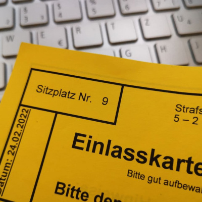 Einlasskarte für den Prozess gegen Franco A.